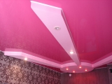 розовый двухуровневый натяжной потолок